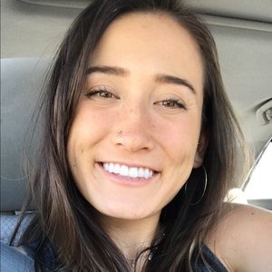 Meet your Posher, Madeline